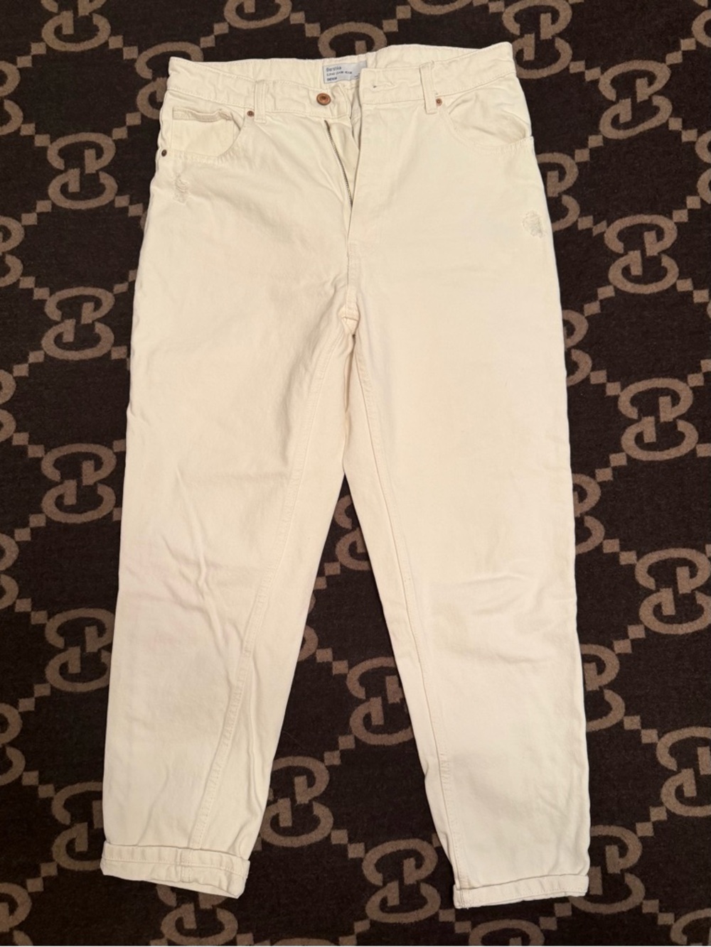 Bershka White Denim Jeans with Branded Copper Button